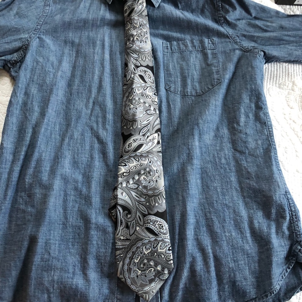 Perry Ellis Tie